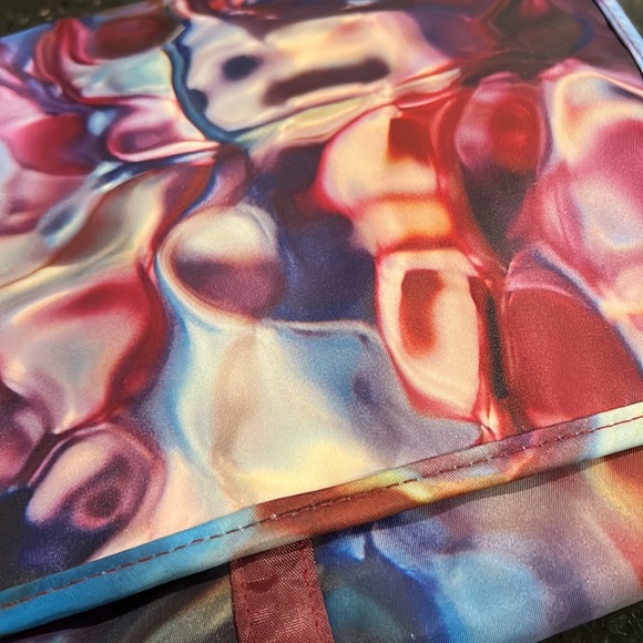 Travel Toiletry/Makeup Bag - Picture 2 of 13